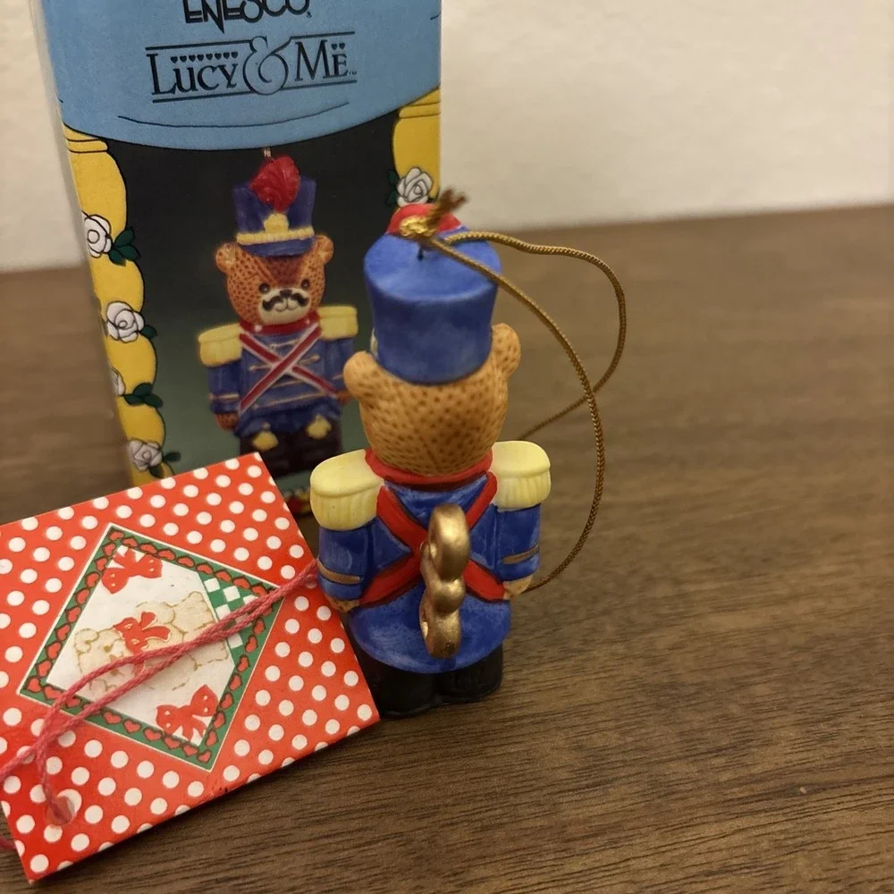 Enesco Lucy and Me Lucy Rigg Bear Nutcracker Toy Soldier Ornament 1988 Vtg NIB‎